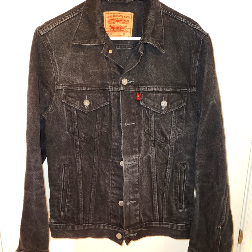 Levi Strauss and Co black denim jacket medium